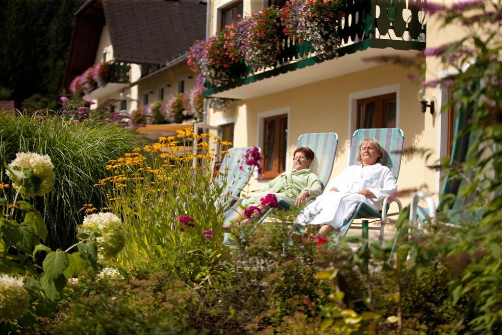 Hotel Moenichwalderhof Exteriör bild